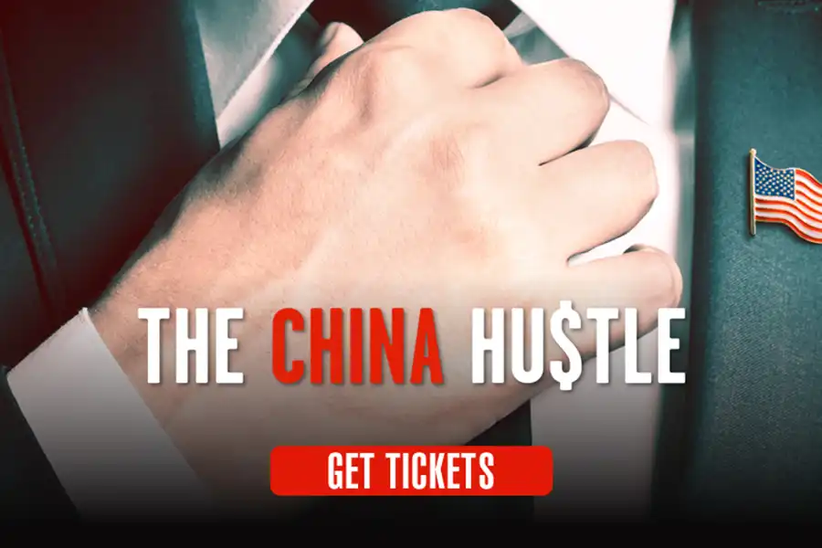 The China Hustle به نقد نقش ناظران و سیاست‌گذاران در جلوگیری از تقلب‌های بازارهای مالی جهانی می‌پردازد.