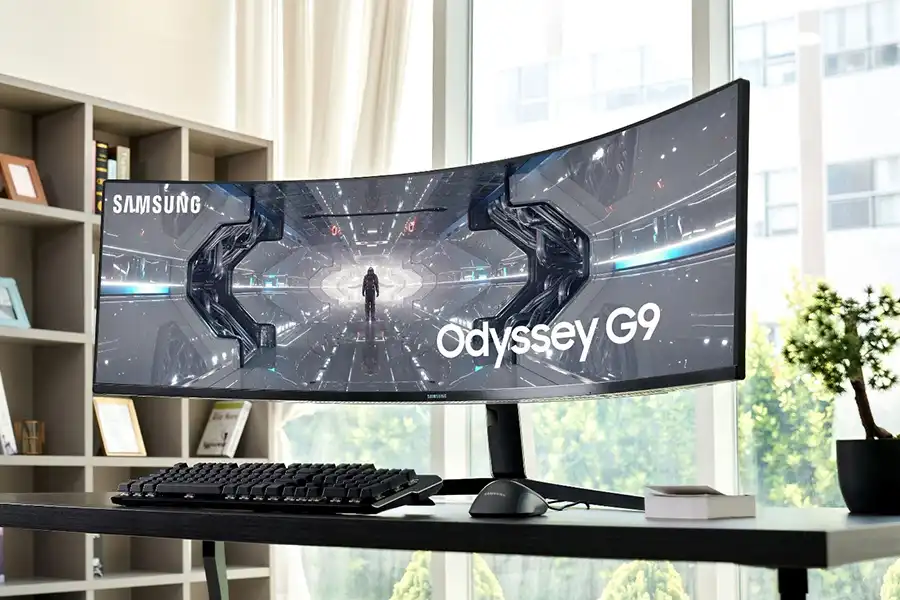 Samsung Odyssey G9 با صفحه نمایش فوق عریض 49 اینچی، نرخ تازه‌سازی بالا، انحنای مناسب و کیفیت QHD در لیست بهترین مانیتور برای تریدرها قرار می‌گیرد.